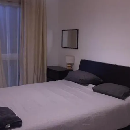 Spacieux De Charme, Pres De Paris