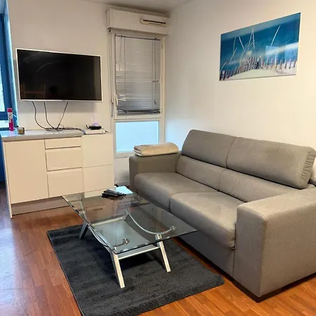 Spacieux De Charme, Pres De Paris Apartment Mantes-la-Jolie